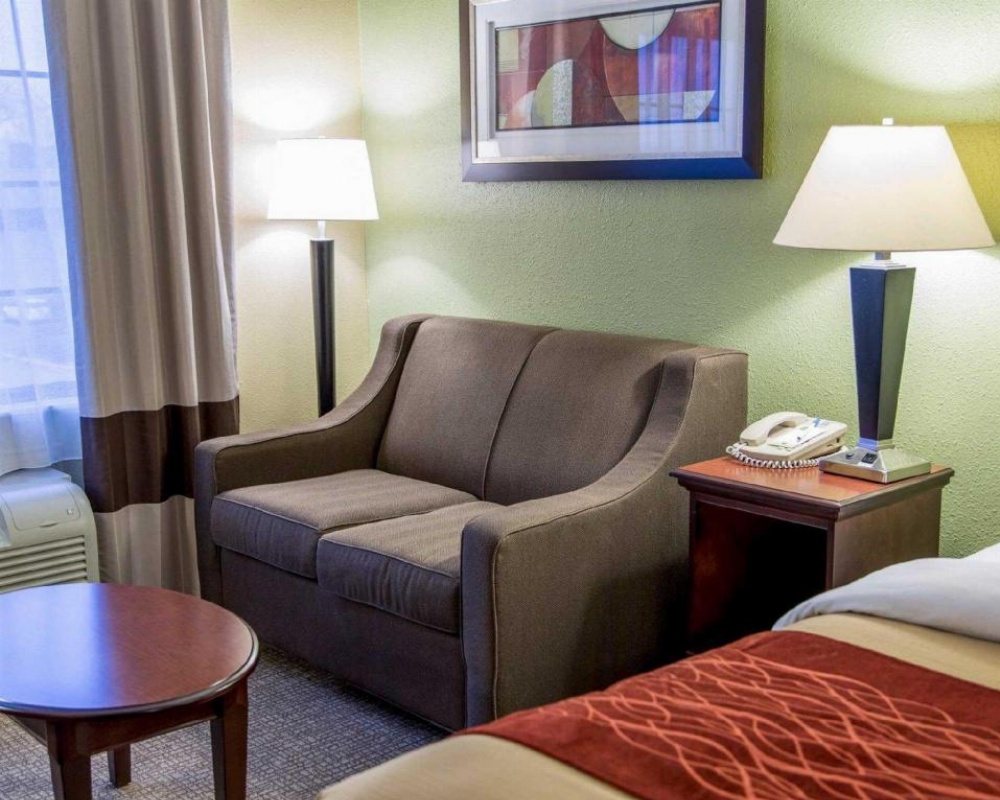 Queen Room with Two Queen Beds - Accessible/Non-Smoking 